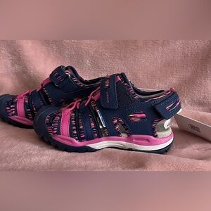 Geox NWT Kids' Navy and Pink Striped Water Friendly Sandals Size 10 (10-…